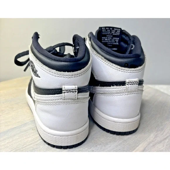 Size 12.5C Kids- Air Jordan 1 Retro OG High Black White FD1412-010 - Picture 4 of 8
